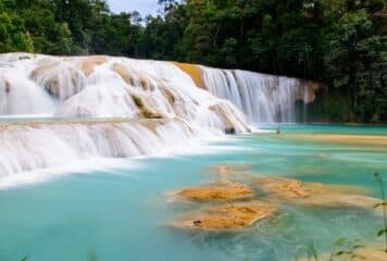 Las cascadas de Agua Azul en Chiapas, Mexico